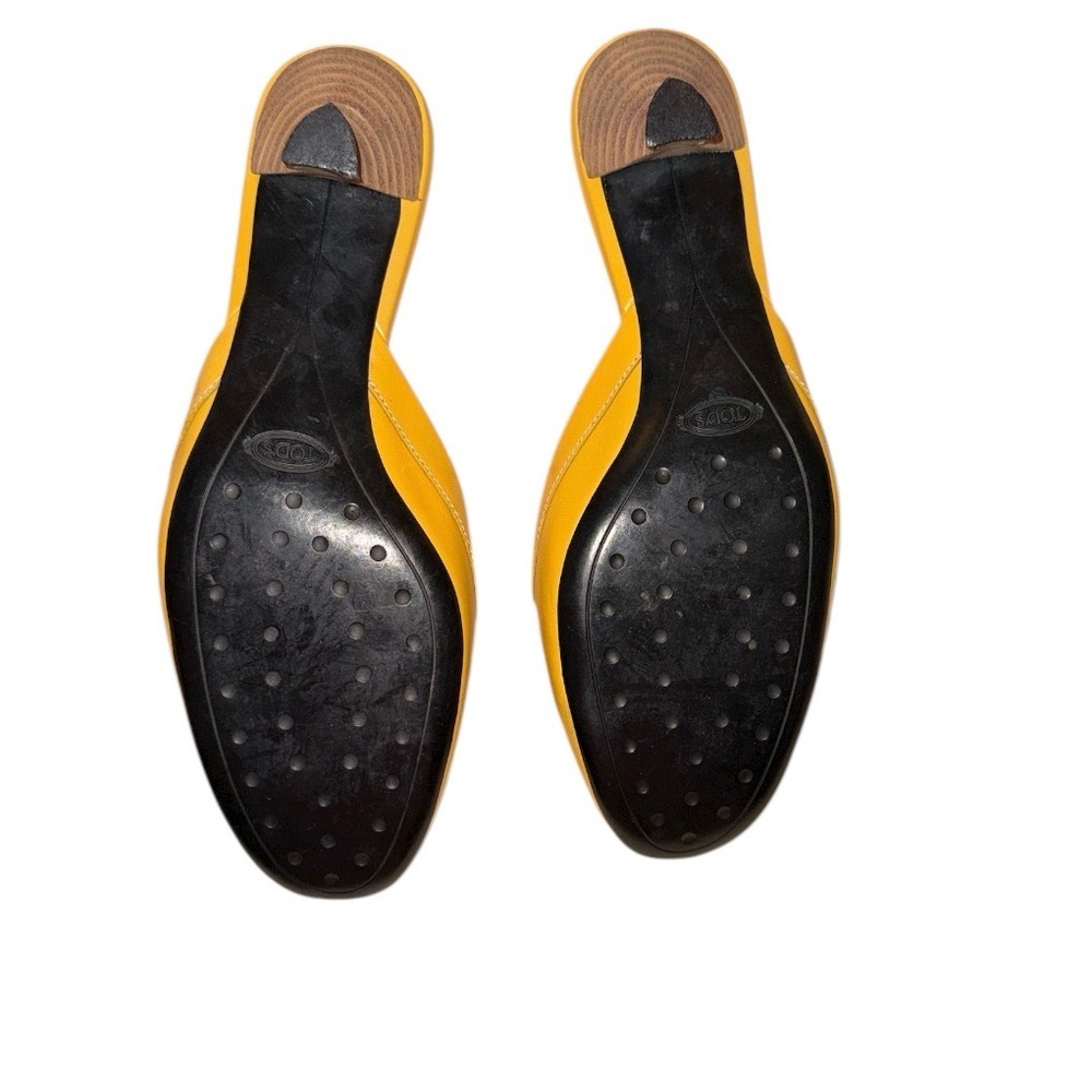 Tod's Yellow Kitten Heel Leather Mule - Picture 3 of 3
